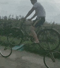 |搞笑GIF趣图:你让我透心凉,我让你吃不了兜着走