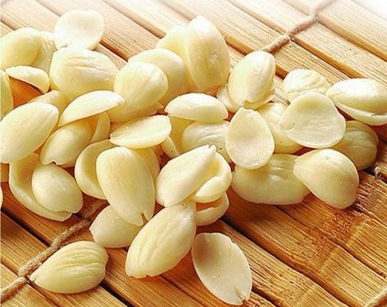 杏仁杏仁|秋天来了,以下几种食物,搭配着吃,滋养头皮、美容养颜