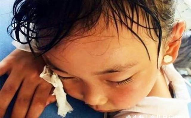 宝宝|宝宝一入睡就满头大汗,是火气大还是缺维生素?原因并不简单