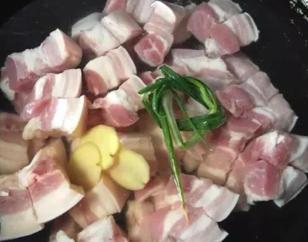 猪肉|做红烧肉，细节决定成败，多注意这3点，做好后肉嫩不柴，香味浓