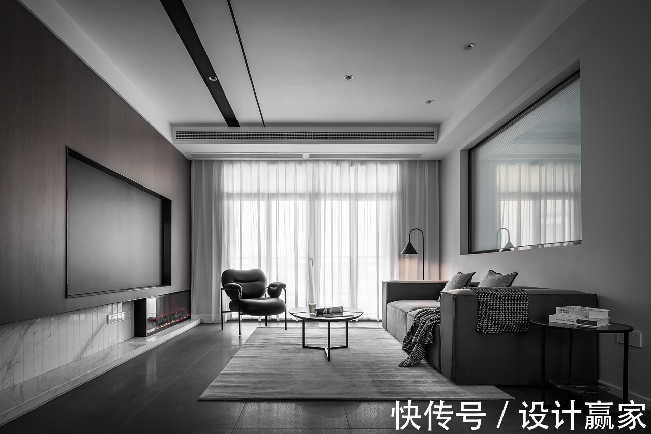 现代|132㎡现代黑白灰,素雅极简的美学空间,冷暖色搭配恰到好处