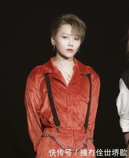 THE9年度热度榜出炉:虞书欣正面反超刘雨昕,谢可寅陆柯燃实力垫底