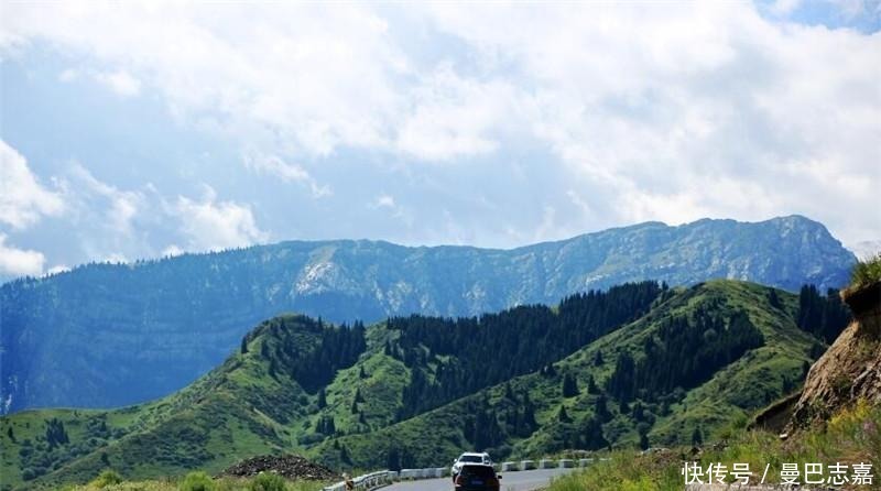 纵横新疆自驾，行走伊昭公路，移动的风景线