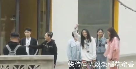 X玖|时隔五年追星成功，舒淇与X玖成员重聚，开心的表情藏不住了