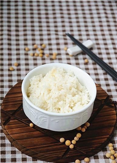 米饭|用它煮米饭,通便秘降三高,连皮肤都比之前好了!
