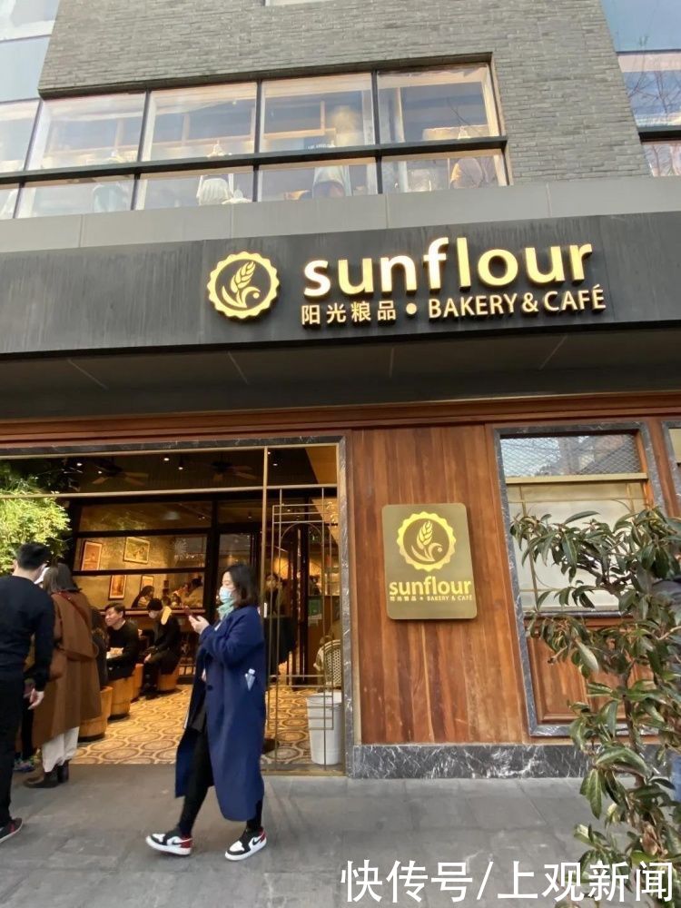 老年|“老克勒”和潮人都爱逛！这条1公里出头的街，居然一下午都逛不完