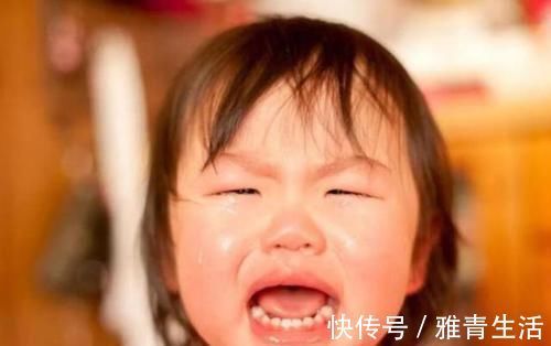 错误|4岁男孩任性摔坏爸爸手机,爸爸说的话,让孩子受益一生