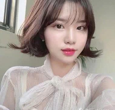 短发尾怎么剪要想剪自己喜欢的短发发型,可参考日系短发