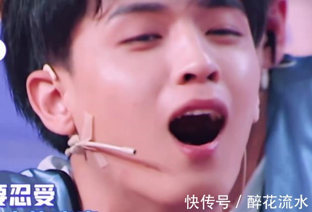 导演|秦霄贤节目压倒赵小棠，谁看到他脚蹬的地方导演想遮都来不及