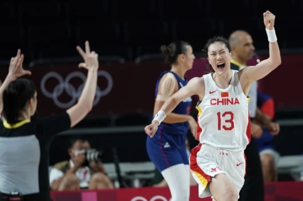世预赛|女篮世预赛大胜法国33分!全员出彩2将表现满分,内外线无懈可击
