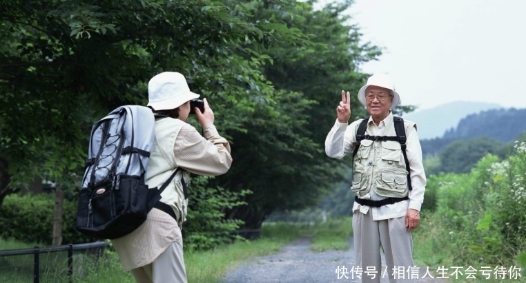 带老人家出去旅游，应当注意什么？