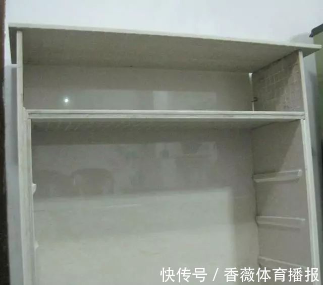 瓷砖|婆婆在客厅用瓷砖做了个鞋柜,完工后效果非常好,上门的人多