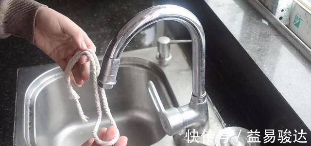 绳子|不管家里有钱没钱,水龙头上放一根绳子,厉害又好用,回家试一试