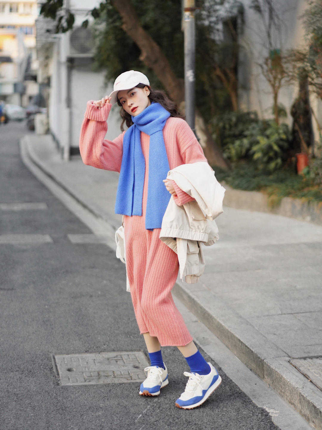 面料 适合冬天选择的粉色单品有很多,码住这“四”款,是真的很时髦