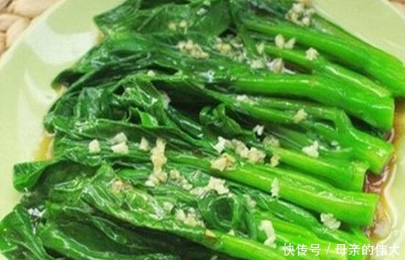 炒菜的时候,加上这个步骤,炒出来的菜会和饭店一样香