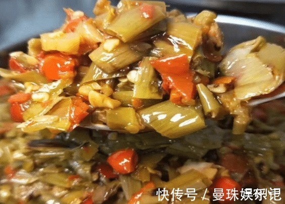 全株有毒,地下根茎曾是充饥粮,叶梗又麻又涩,腌酸菜却很下饭