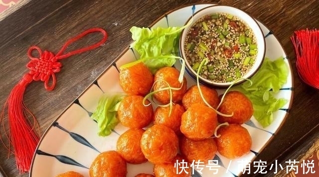 年夜饭|年夜饭菜单出炉,一家人10个热菜4个凉菜,个个是硬菜,喜庆吉祥