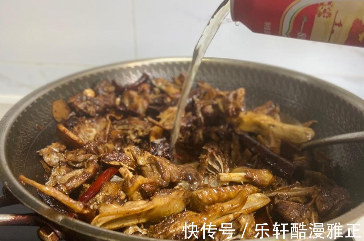 在家也能做大厨干锅啤酒鸭的详细制作方法来了,附带图片