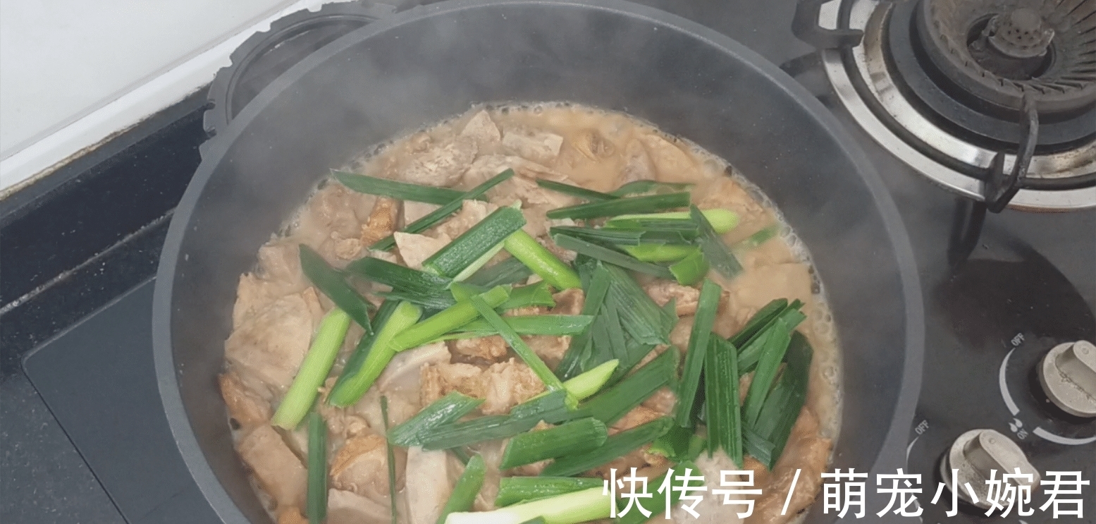 腊鸭|芋头新吃法，一次做5个，咸香松软又简单，出锅好吃下饭越吃越香