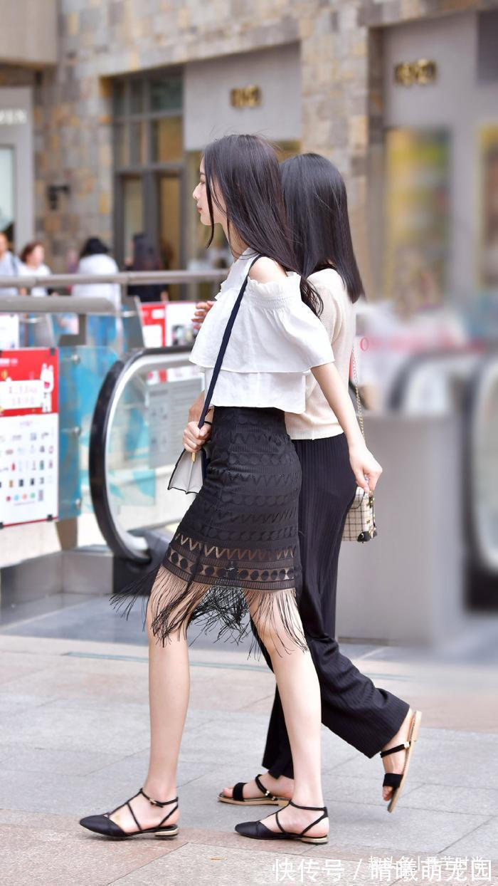 高跟鞋 爱美的女生就是会穿,裙子加点“流苏”才好看,飘逸又雅致