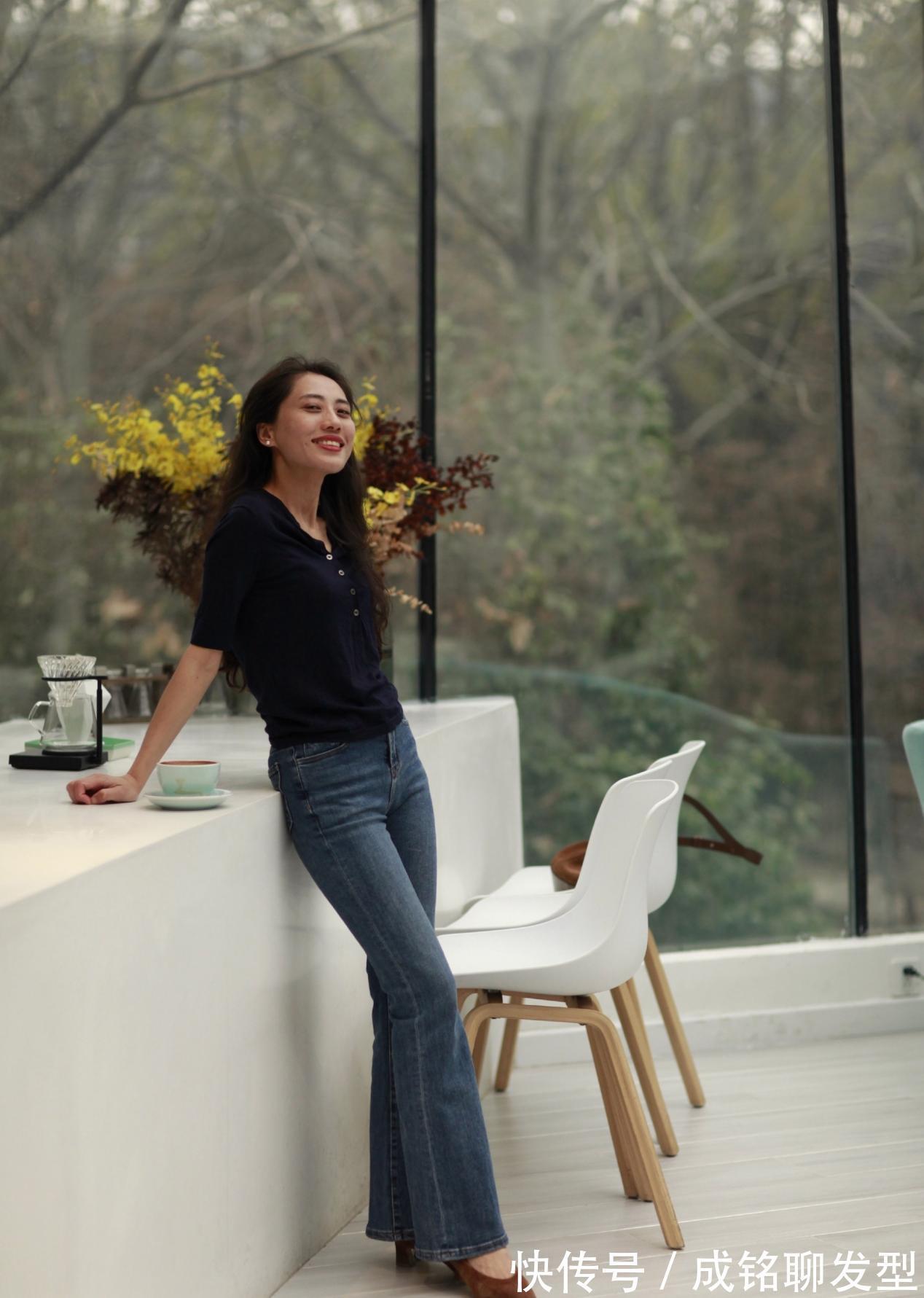 女人|女人年过四十穿衣“不能马虎”,这些搭配简单易学,让你优雅过夏