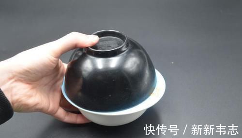 今天才知道，大蒜身上有机关，轻轻一碰蒜皮自动脱落，真的涨知识了