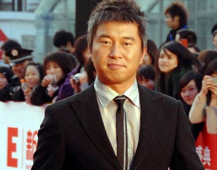 春到福来|《星光大道》捧红的明星,他身败名裂,他锒铛入狱,她成一级演员