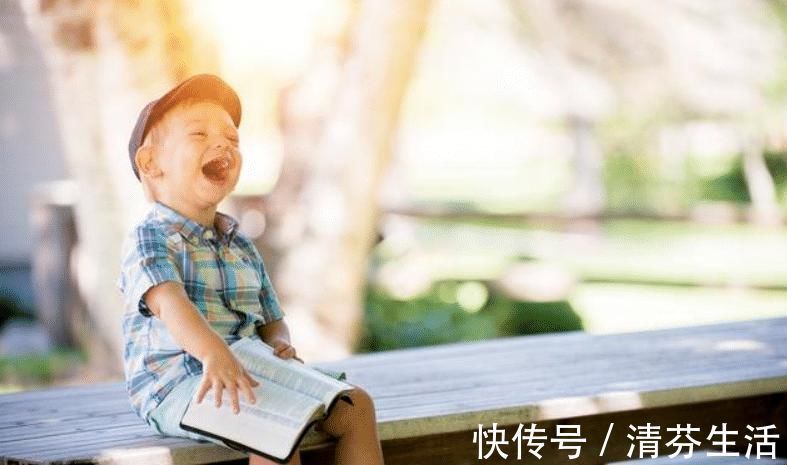 小恶魔|孩子这三个行为不是笨,而是聪明的表现,多数家长都误会了