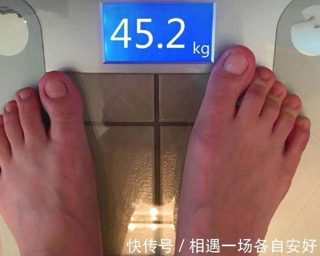 山楂茶|减肥最佳捷径是喝水，坚持喝水减肥，1周瘦5斤，肥肉刷刷往下掉