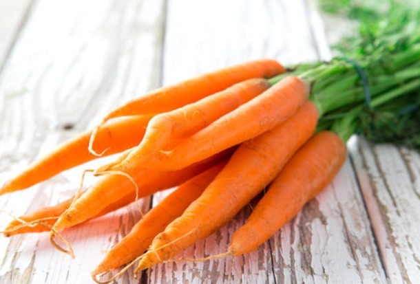 胡萝卜|50岁的女性,多吃4种“排毒菜”,排出体内毒素,早吃早受益!