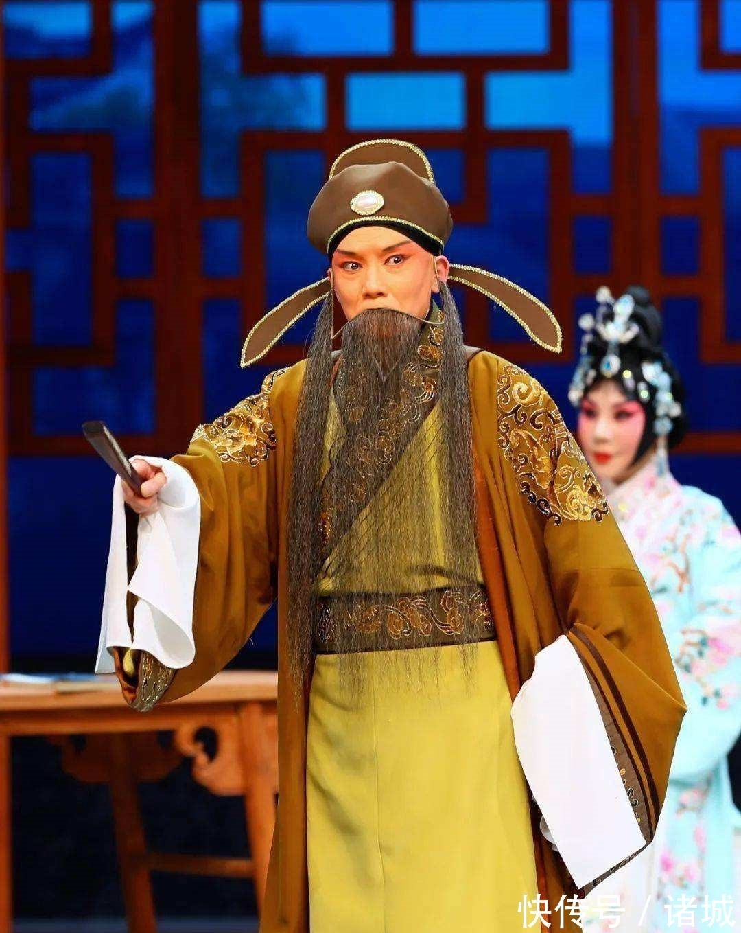 谭富英！有人说京剧谭派起于谭家，止于谭家，确实提谭派想起谭家人是失败