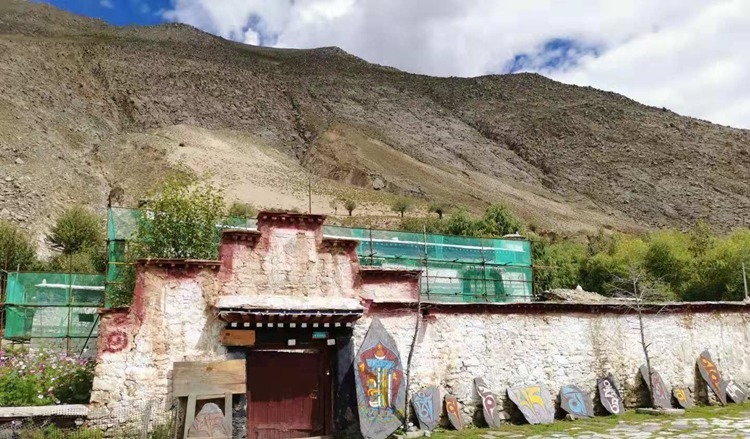 宝藏|邂逅有1300余年历史的藏文创始人吞米桑布扎故居!