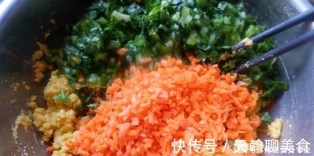 窝窝头|玉米面这样做不但营养更加丰富,口感又松又软,而且颜色鲜艳亮丽