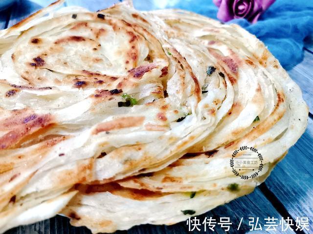 葱花饼|做葱花饼，抹油烫面都不对！面点师教你正确做法，酥脆多层，真香