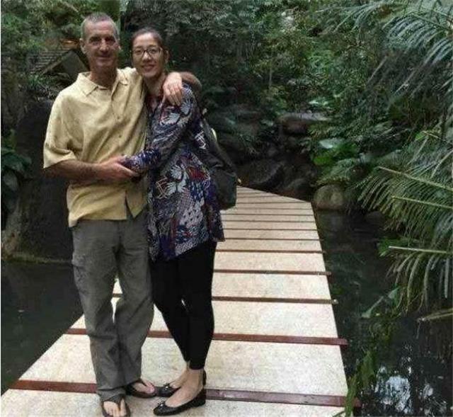 奋斗|女排历史第一美女二婚嫁美国人,如今52岁,满满幸福感
