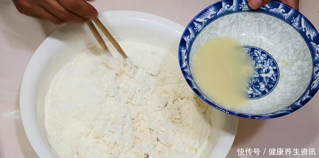 天冷了，白菜萝卜靠边站，最该吃这菜，晒一晒囤起来，包包子贼香