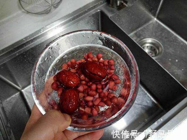 五红汤|终于找到五红汤的最简做法,不用浸泡不用等,颗颗软烂真好吃