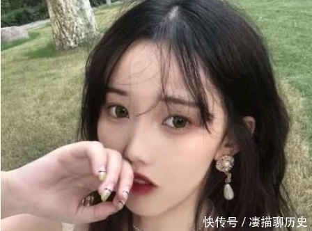 发型|初中女生自认为“很土”的3发型,男生却“贼喜欢”,小仙女快get起来!