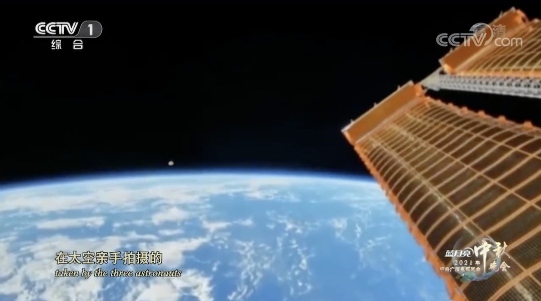 覺醒年代|精彩破圈！總臺秋晚如約開啟 全球網友盛贊唯美走心