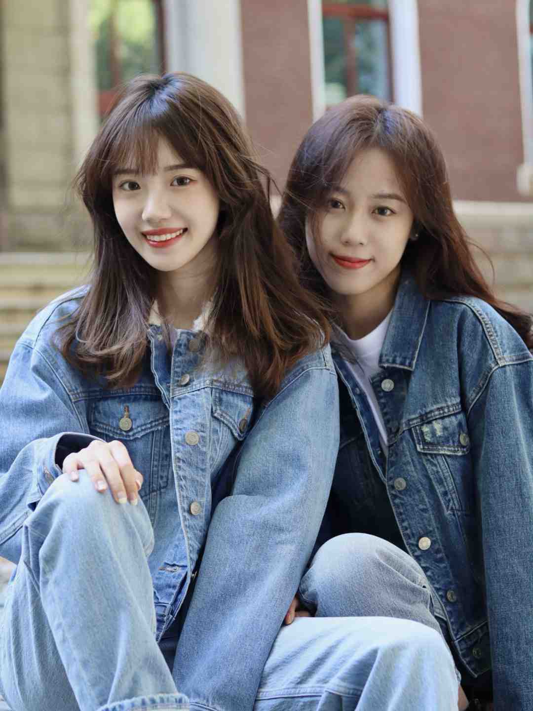 一眼万年 早春就流行穿“牛仔外套”,时髦减龄还不挑人,谁穿都好看