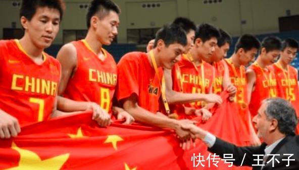 女友|双喜临门!赵继伟结婚后,又一位辽篮大将脱单,三亚游玩照遭曝光