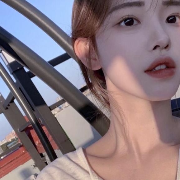 女生眼睛若有这“3特征”,颜值早晚跌到谷底,五官再精致也白费