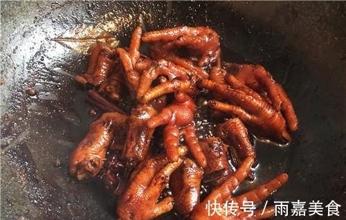 销魂软烂入味,越嚼越有劲,做零食吃,既美容又解馋!美味