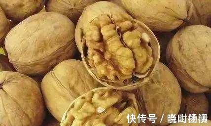 核桃|常吃核桃能“补脑”吗?营养师:可以保护脑健康,但对智商没影响