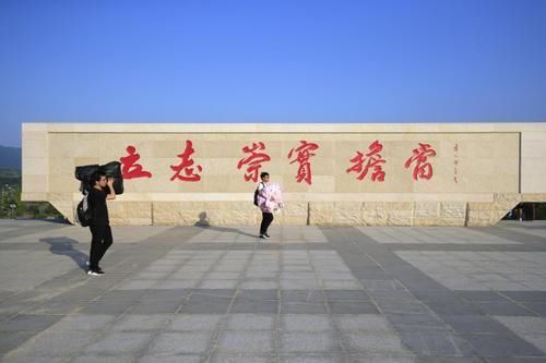 面红耳赤|母校找到任正非，让他捐款100万，他问了5个字，校长面红耳赤