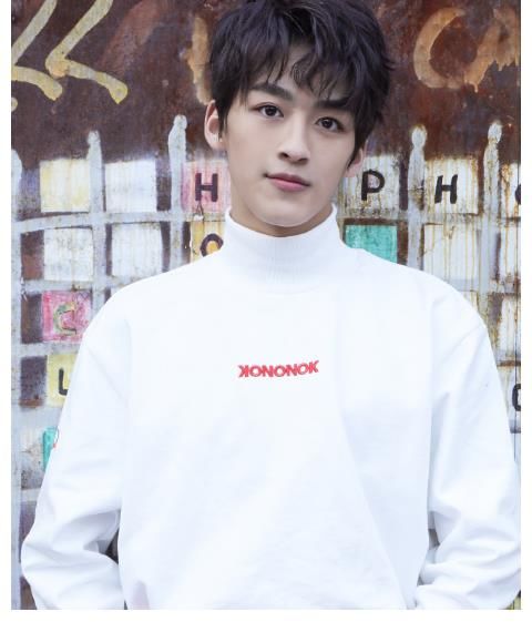 陳立農(nóng)|選秀“第二名”現(xiàn)狀如何？陳立農(nóng)吳宣儀拍戲，而他靠有錢贏得關(guān)注！