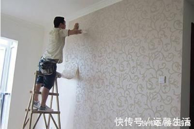 墙面|墙面装修贴墙纸好还是刷乳胶漆听内行人一说，后悔我家装错了