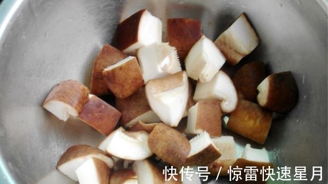 全国蔬菜涨价，唯独这肉没有涨，这肉这样炖一锅，下饭下酒都不错！