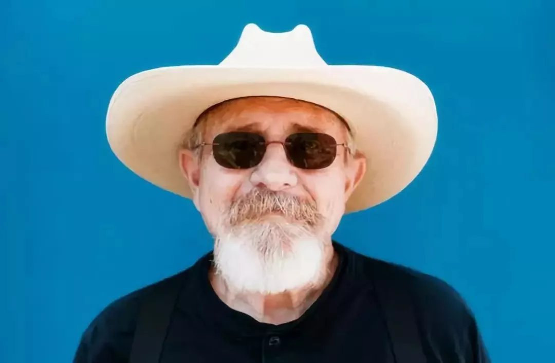 病变|这种眼疾来势汹汹,却被太多人忽视!眼疲劳、视力下降、有小黑点…可能是“致盲”信号!