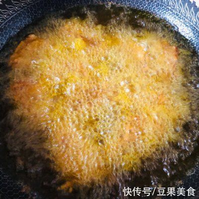 鸡翅|自制完胜KFC的椒盐鸡翅的家常做法，简单快捷又好吃
